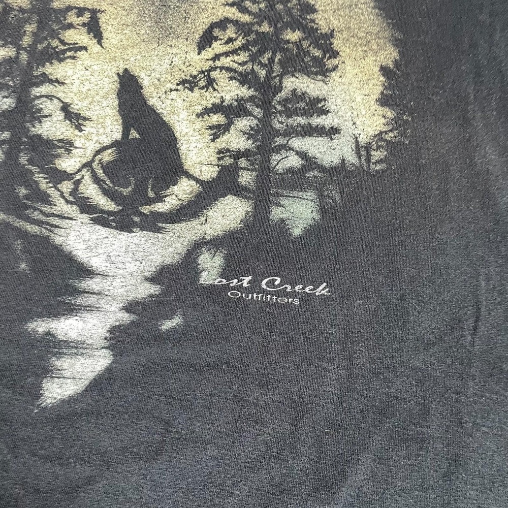 Lot of 2 Wolf T Shirts Mens Medium Black Gray Nature Outdoors AOP Graphic Wolves - Picture 4 of 11